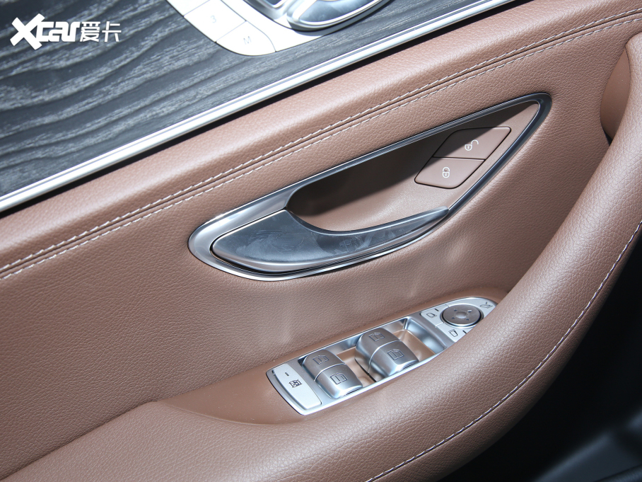 2022YE(j) Ŀ E 300 L \(yn)(dng)r(sh)