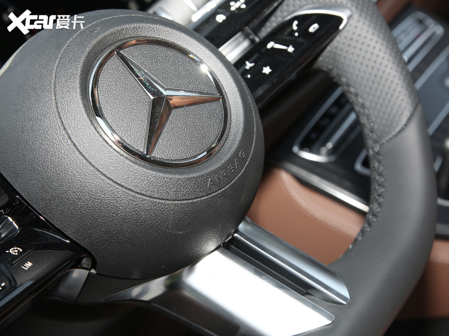 2022YE Ŀ E 300 L \ӕr