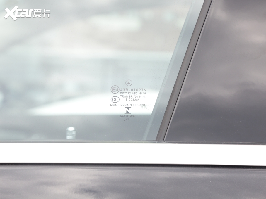 2022YE Ŀ E 300 L A