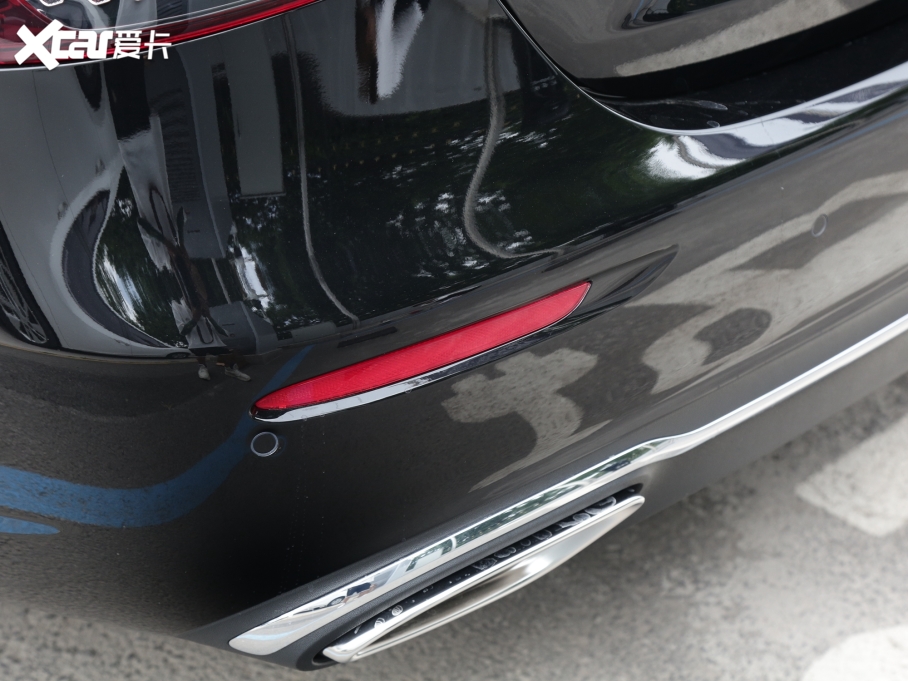 2022YE Ŀ E 300 L A