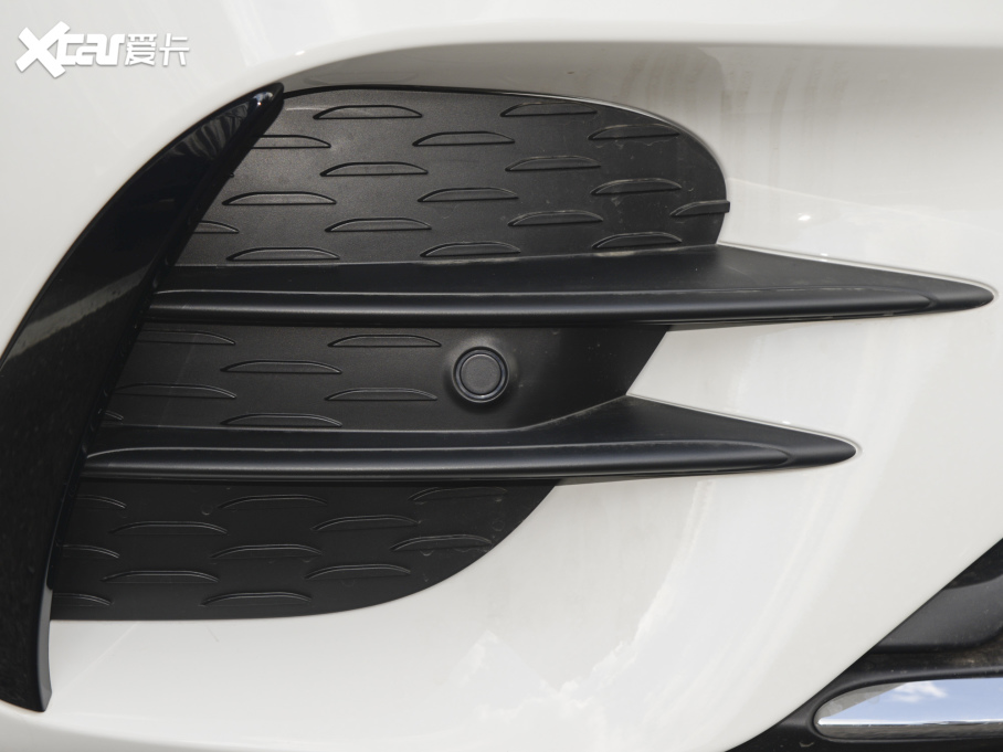 2022��YE�� �Ŀ�� E 260 L �\����