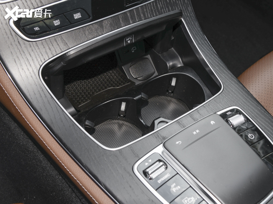 2022��YE�� �Ŀ�� E 260 L �\(y��n)��(d��ng)��