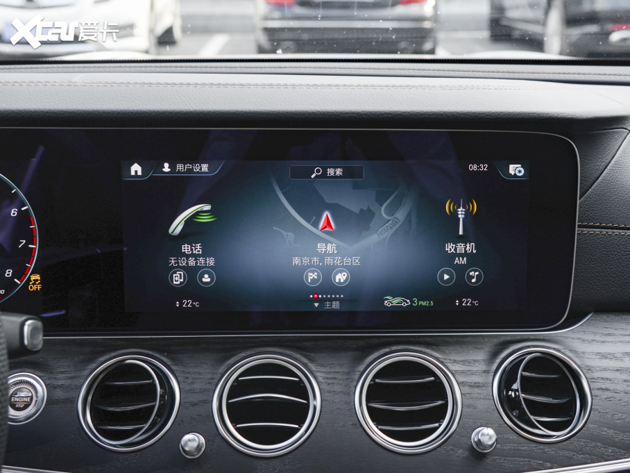 2022YE Ŀ E 260 L \