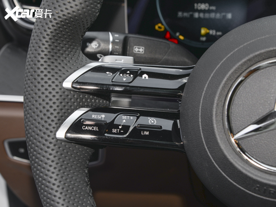 2022YE Ŀ E 260 L \