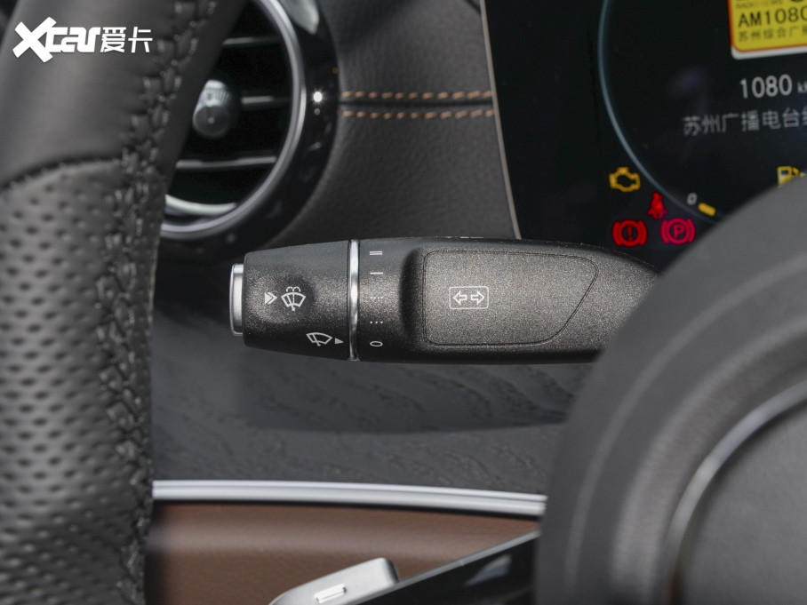 2022YE Ŀ E 260 L \