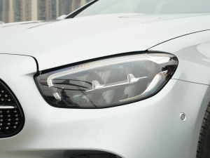 2022E 300 L \(yn)(dng)r(sh) (x)(ji)^