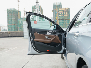 2022E 300 L \ӕr п؅^