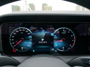 2022E 300 L \ӕr п؅^