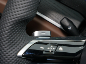 2022E 300 L \ӕr п؅^