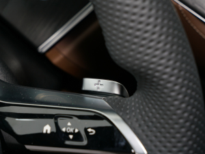 2022E 300 L \ӕr п؅^