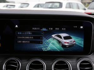 2022Ŀ E 300 L \ӺA п؅^