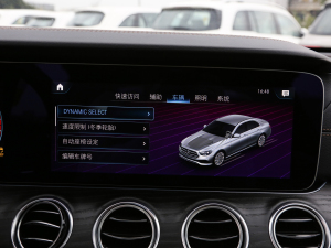 2022Ŀ E 300 L \ӺA п؅^