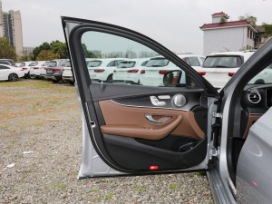 2022Ŀ E 300 L \(yn)ӺA {λ܇T