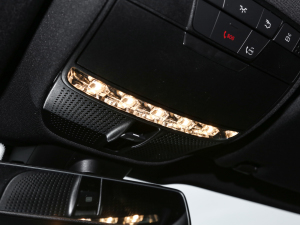 2022Ŀ E 300 L \ӺA п؅^