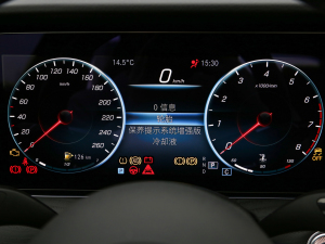 2022Ŀ E 300 L \ӺA п؅^