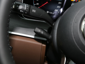 2022Ŀ E 300 L \ӺA п؅^