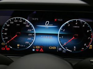 2022Ŀ E 300 L \ӺA п؅^