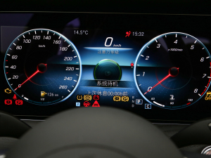 2022Ŀ E 300 L \(yn)(dng)A п؅^(q)