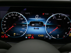 2022Ŀ E 300 L \(yn)(dng)A п؅^(q)