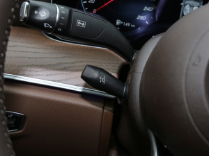 2022Ŀ E 300 L A п؅^