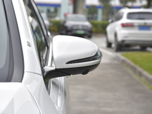 2022Ŀ E 300 L \(yn)F (x)(ji)^