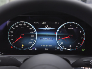 2022Ŀ E 300 L \F п؅^