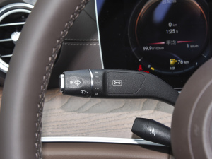 2022Ŀ E 300 L F п؅^