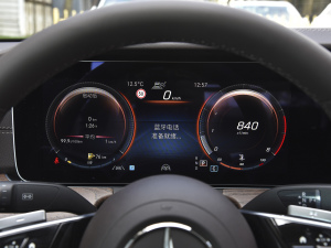 2022Ŀ E 300 L F п؅^