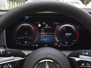 2022Ŀ E 300 L F п؅^