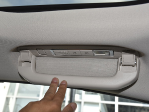 2022Ŀ E 300 L F п؅^