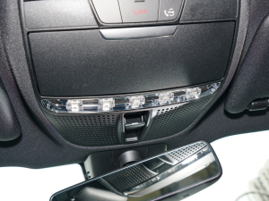 2022Ŀ E 300 L \ӕr п؅^(q)