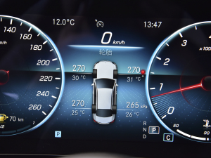 2022Ŀ E 300 L A п؅^(q)