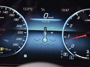 2022Ŀ E 300 L A п؅^