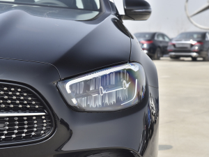 2022Ŀ E 260 L \(yn)(dng) (x)(ji)^