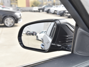 2022Ŀ E 260 L \(yn)(dng) (x)(ji)^