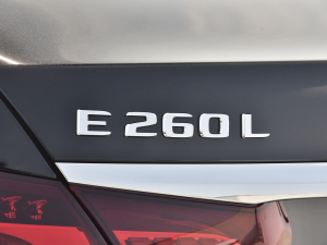 2022Ŀ E 260 L \(yn)(dng) (x)(ji)^