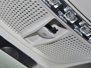 2022Ŀ E 260 L \ п؅^