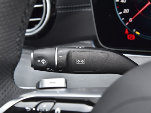 2022Ŀ E 260 L \ п؅^