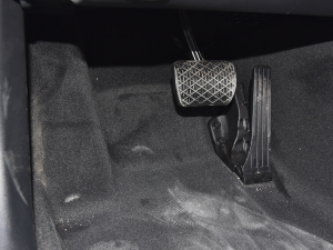 2022Ŀ E 260 L \(yn) п؅^(q)