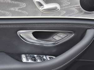 2022Ŀ E 260 L \(yn) п؅^(q)