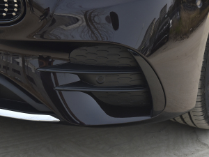 2022Ŀ E 300 L \(yn)ӺA (x)(ji)^