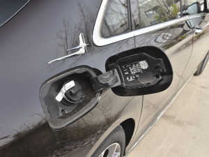 2022Ŀ E 300 L \ӺA w