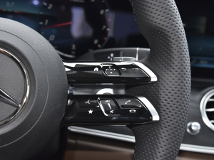 2022Ŀ E 300 L \ӺA п؅^