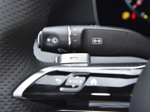 2022Ŀ E 300 L \ӕr п؅^