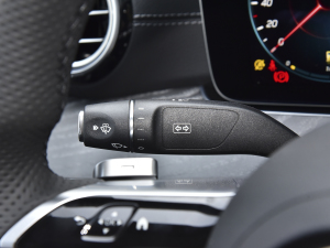 2022Ŀ E 300 L \ӕr п؅^