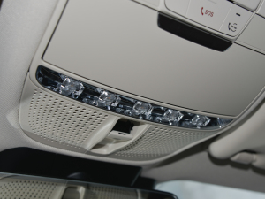 2022Ŀ E 300 L F п؅^