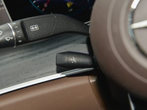 2022Ŀ E 300 L F п؅^