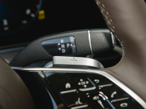 2022Ŀ E 300 L F п؅^