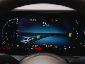 2022Ŀ E 300 L F п؅^