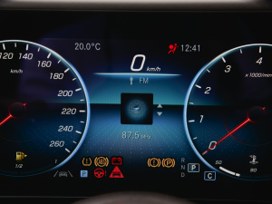 2022Ŀ E 300 L F п؅^